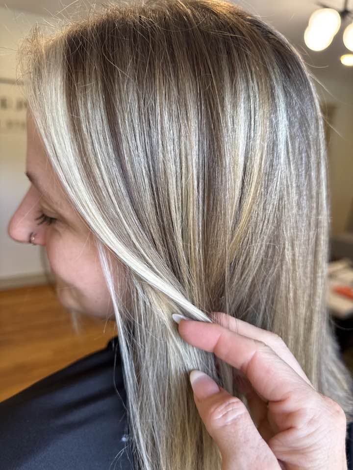 Platinum Ice Blonde Foil Weave
